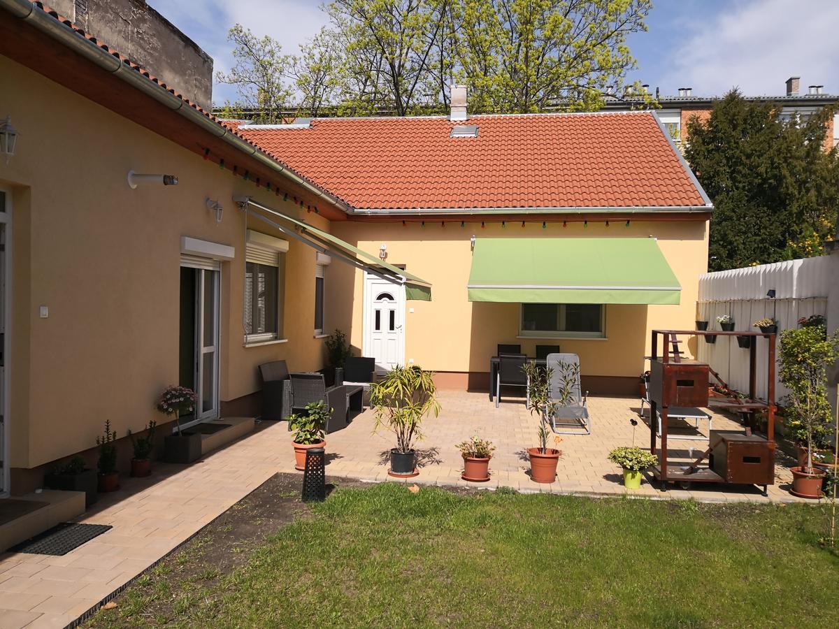 Green Garden Apartman Apartamento Budapest Exterior foto
