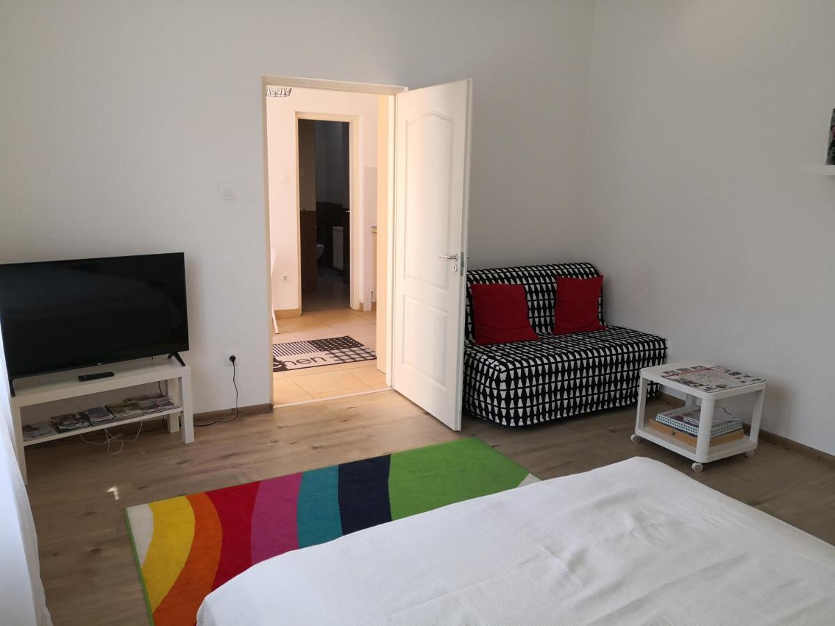 Green Garden Apartman Apartamento Budapest Exterior foto